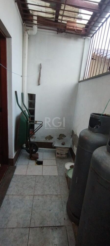 Casa à venda com 4 quartos, 379m² - Foto 5
