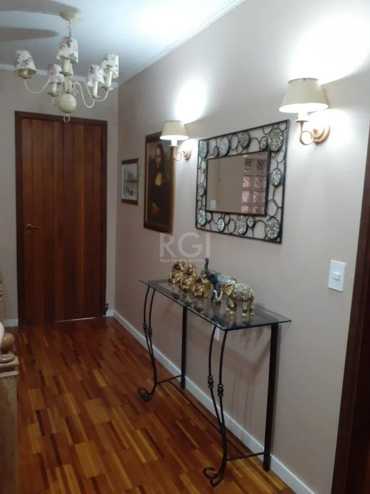 Casa, 3 quartos, 258 m² - Foto 1