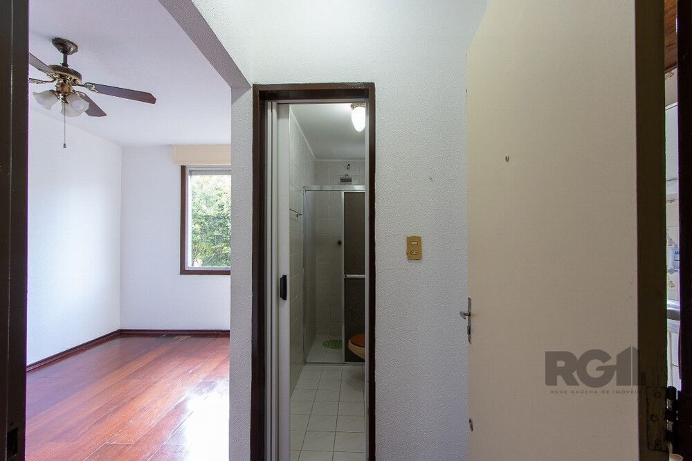 Apartamento à venda com 1 quarto, 38m² - Foto 2