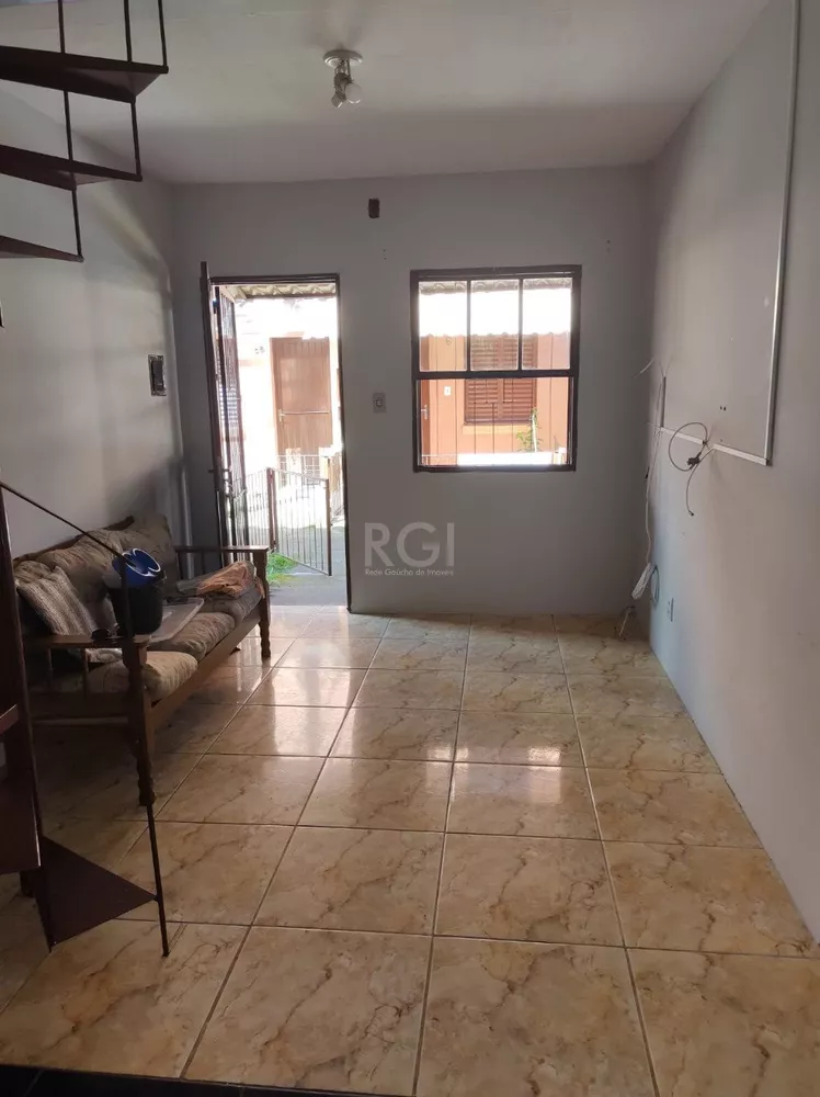 Casa de Condomínio à venda com 2 quartos, 37m² - Foto 3