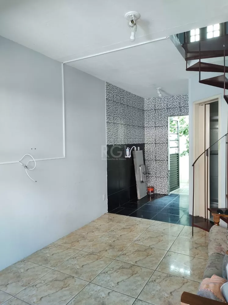 Casa de Condomínio à venda com 2 quartos, 37m² - Foto 4