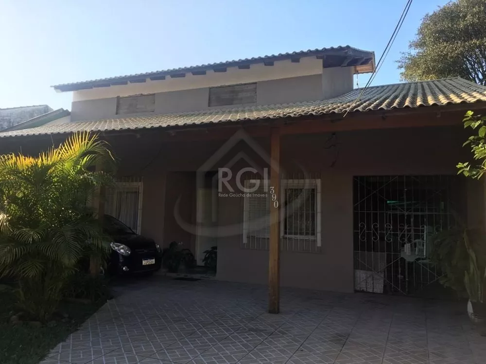 Casa à venda com 4 quartos, 119m² - Foto 1