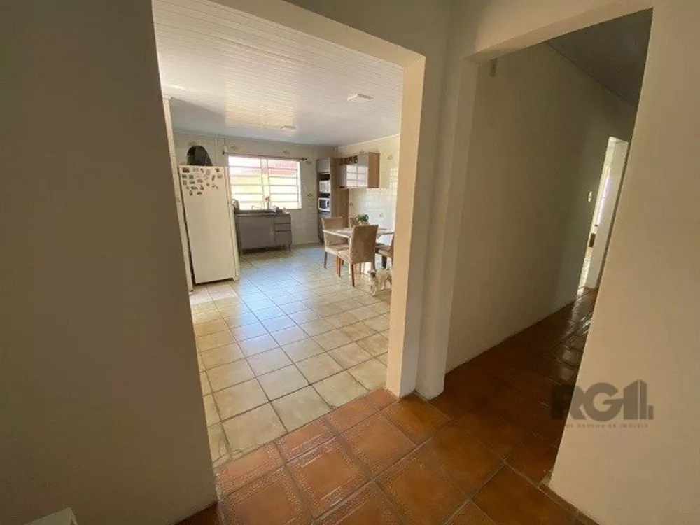 Casa à venda com 2 quartos, 67m² - Foto 11