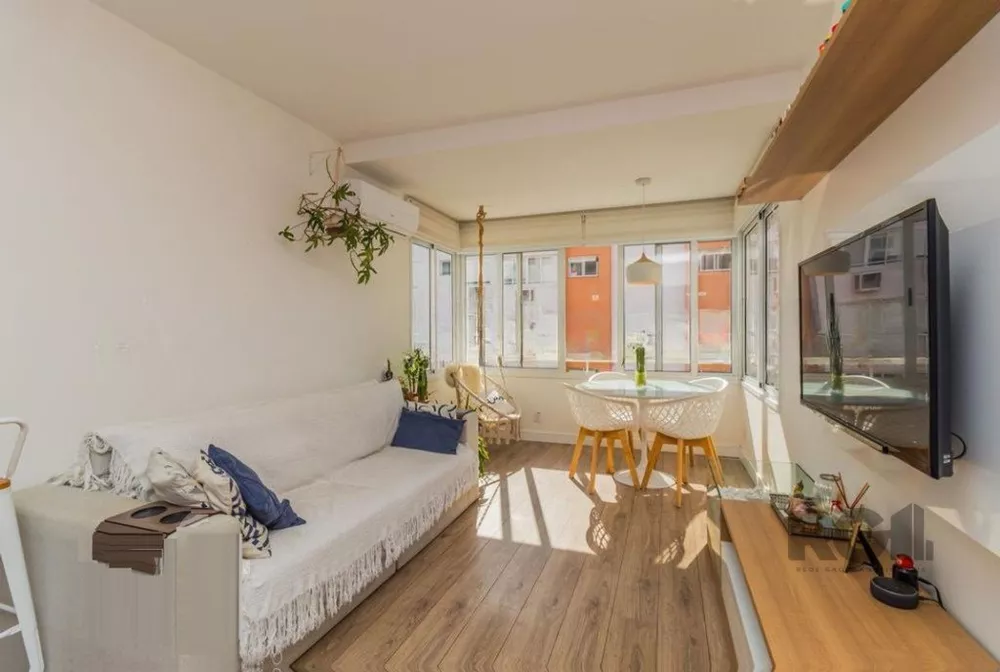 Apartamento à venda com 2 quartos, 64m² - Foto 1