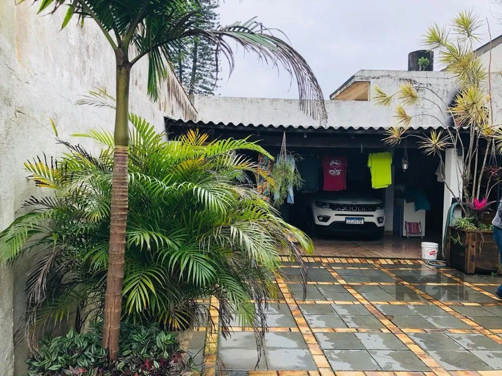 Casa, 4 quartos, 215 m² - Foto 2