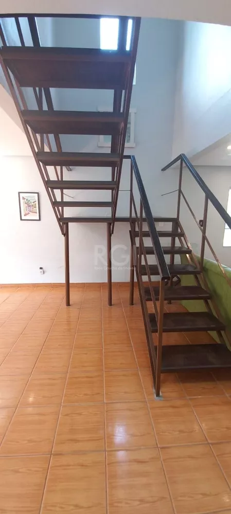 Casa à venda com 4 quartos, 148m² - Foto 2