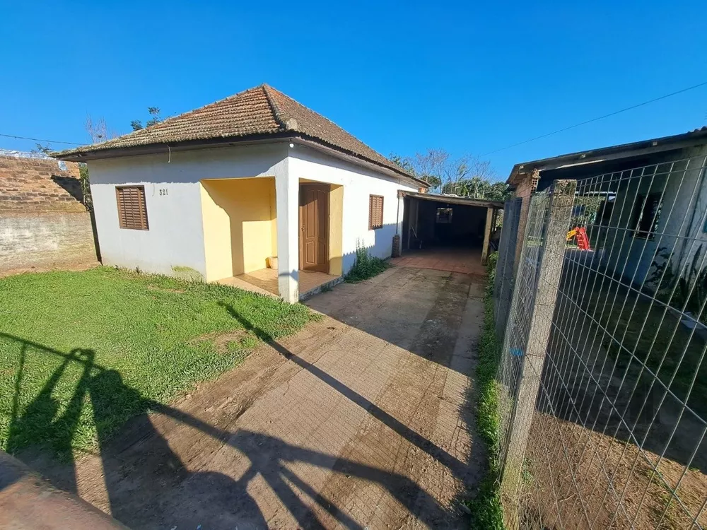 Casa à venda com 2 quartos, 64m² - Foto 1