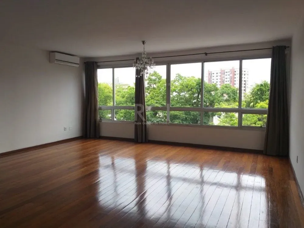 Casa, 4 quartos, 239 m² - Foto 1