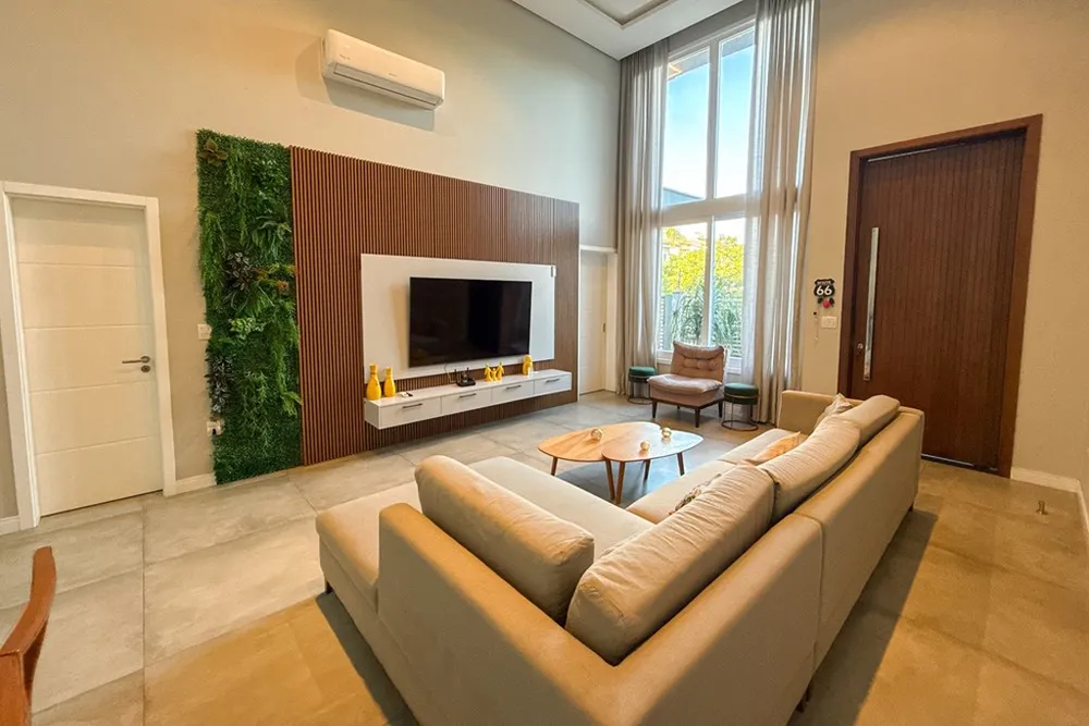 Casa, 3 quartos, 205 m² - Foto 1