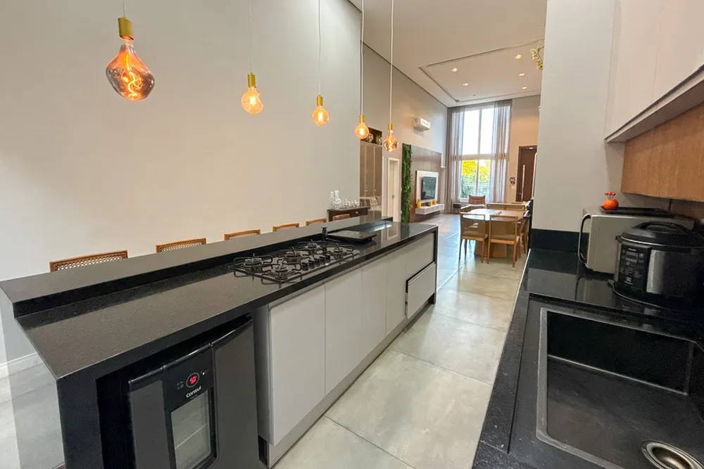 Casa, 3 quartos, 205 m² - Foto 4