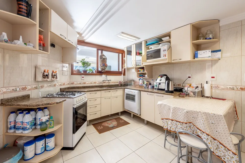 Casa, 4 quartos, 327 m² - Foto 5