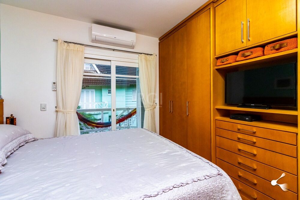Casa de Condomínio à venda com 4 quartos, 198m² - Foto 7