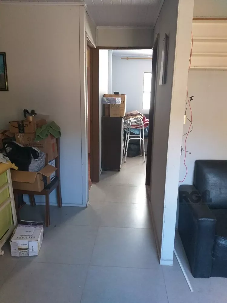 Casa à venda com 3 quartos, 99m² - Foto 2