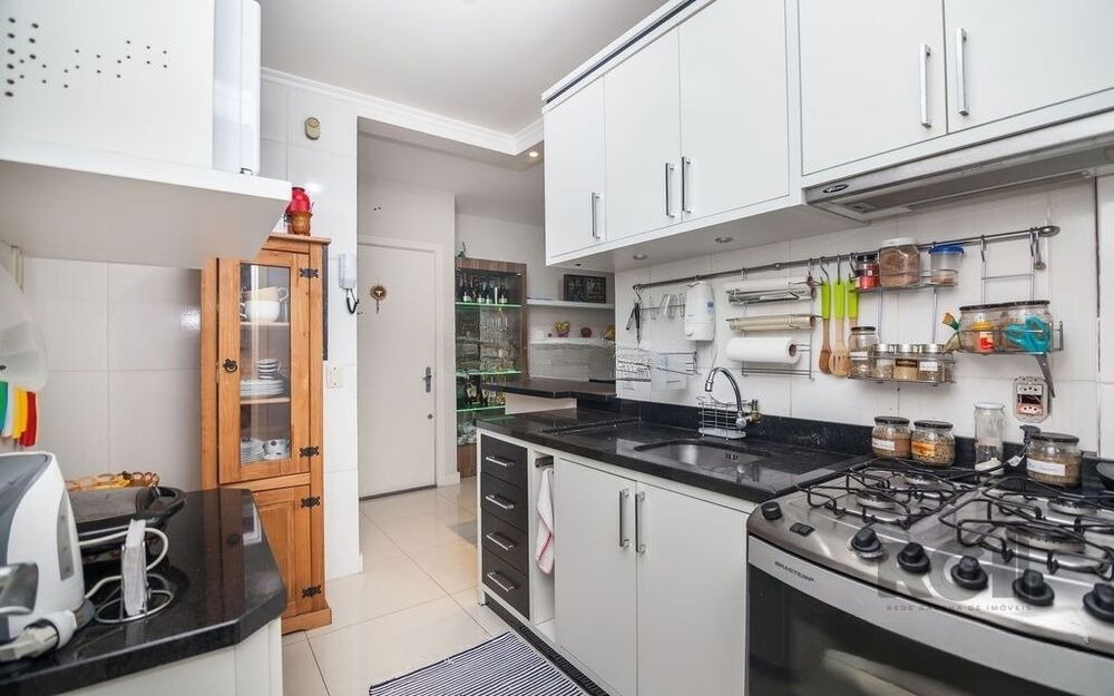 Apartamento à venda com 2 quartos, 74m² - Foto 3