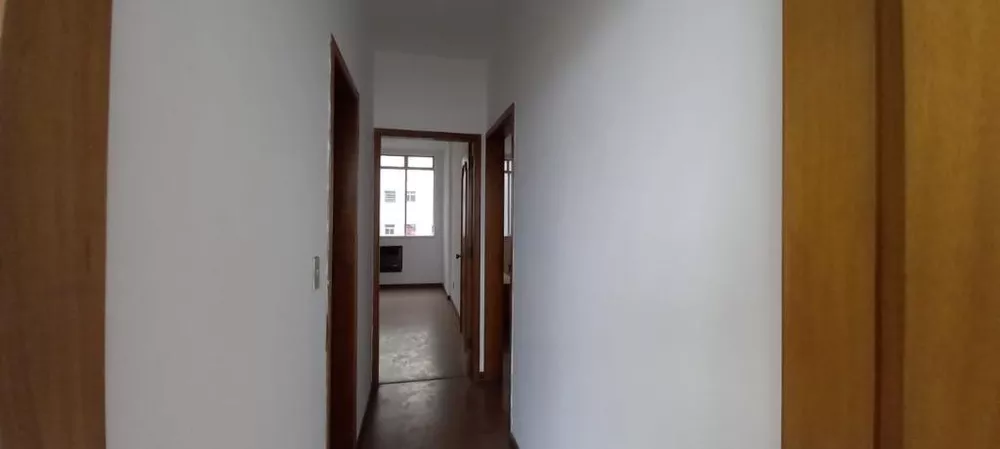 Apartamento à venda com 2 quartos, 69m² - Foto 3