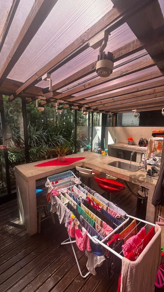 Casa de Condomínio à venda com 3 quartos, 146m² - Foto 2