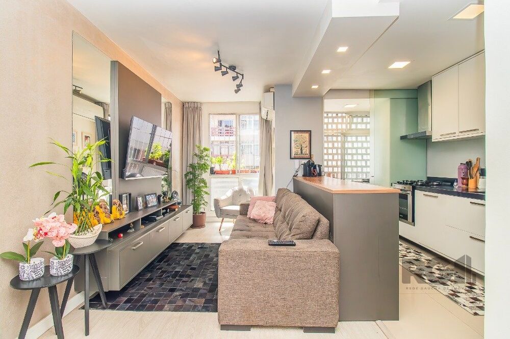 Apartamento à venda com 2 quartos, 69m² - Foto 1