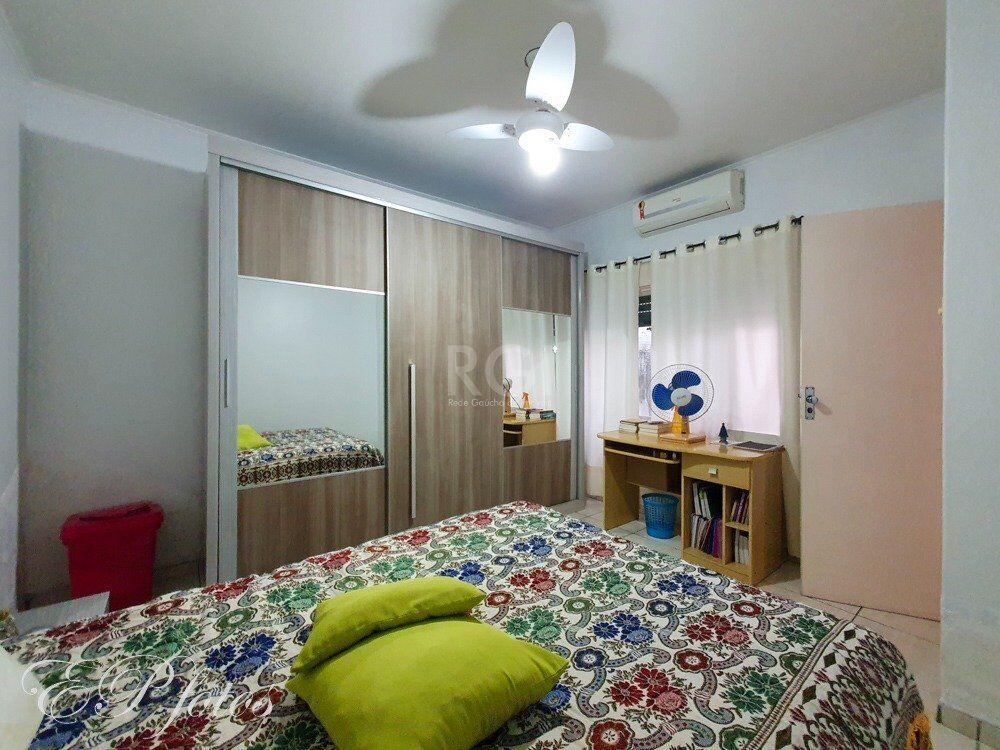 Casa à venda com 5 quartos, 294m² - Foto 3