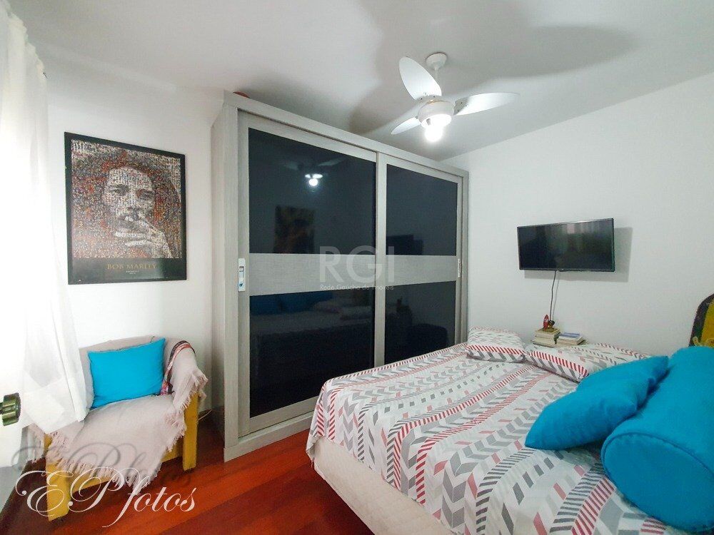 Casa à venda com 5 quartos, 294m² - Foto 4