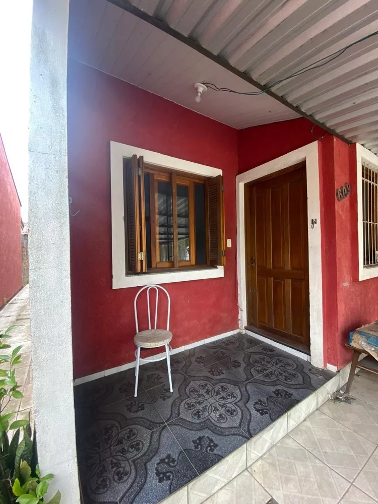 Casa à venda com 2 quartos, 41m² - Foto 2