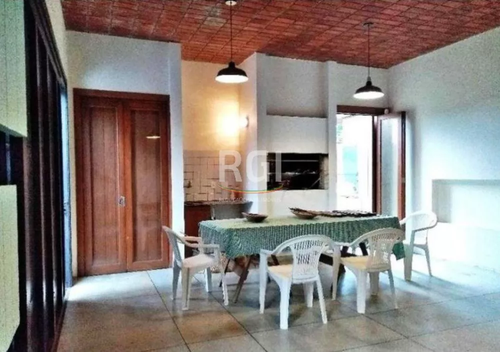 Casa à venda com 3 quartos, 277m² - Foto 10