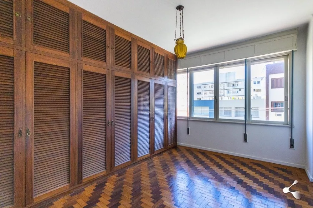 Apartamento à venda com 3 quartos, 109m² - Foto 2