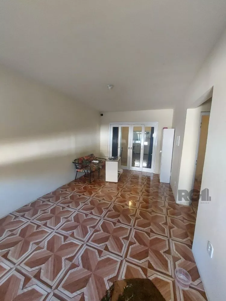 Casa à venda com 3 quartos, 331m² - Foto 3