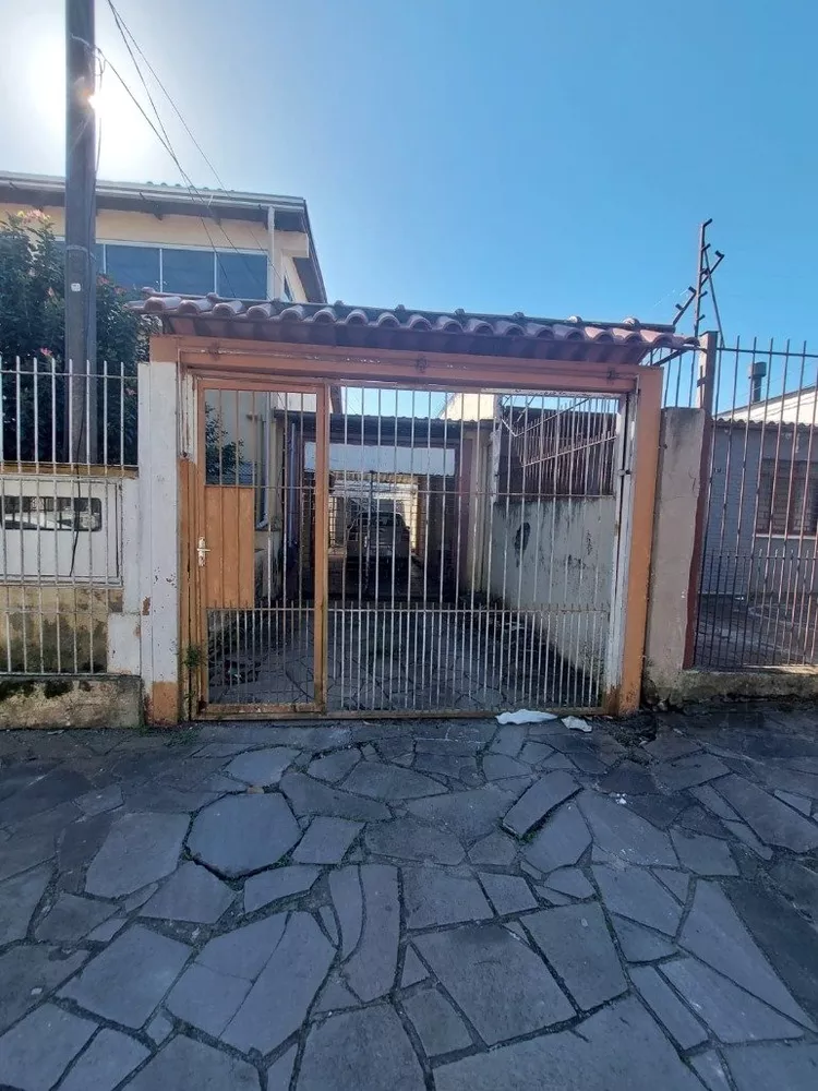 Casa à venda com 3 quartos, 331m² - Foto 2