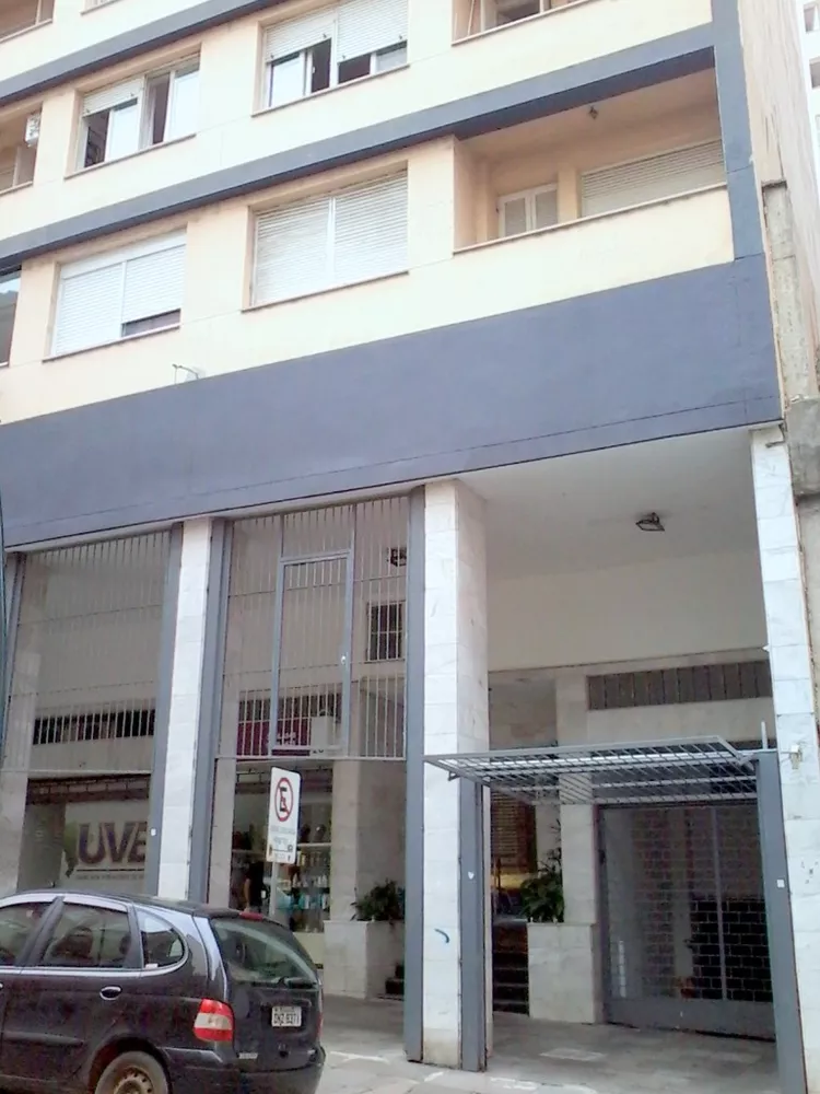 Apartamento à venda com 3 quartos, 109m² - Foto 1