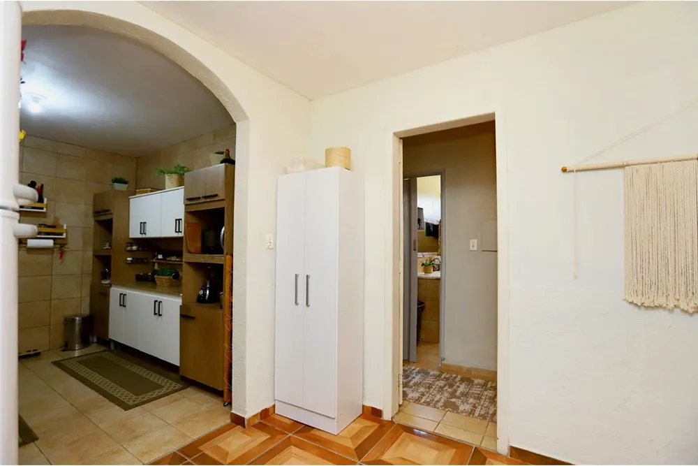 Casa, 6 quartos, 381 m² - Foto 4