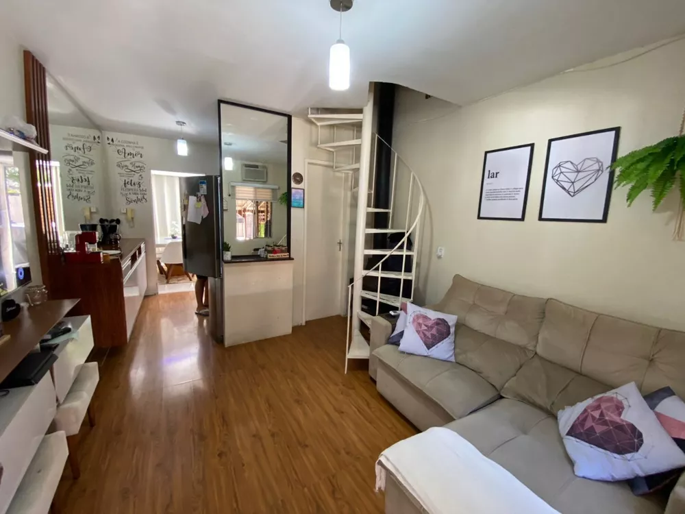 Sobrado à venda com 2 quartos, 57m² - Foto 2