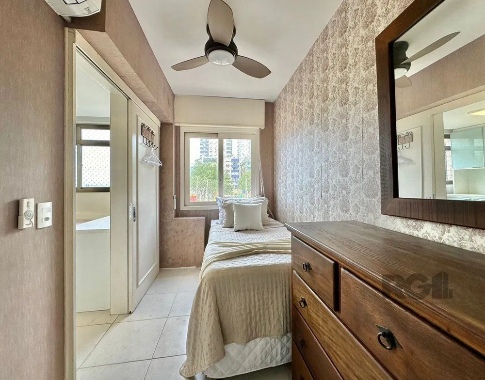 Casa, 5 quartos, 287 m² - Foto 1