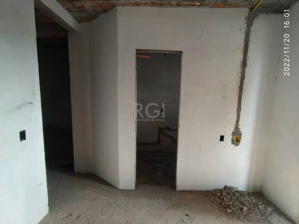 Sobrado à venda com 3 quartos, 319m² - Foto 4