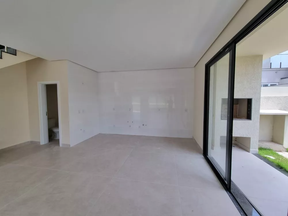 Casa à venda com 3 quartos, 146m² - Foto 5