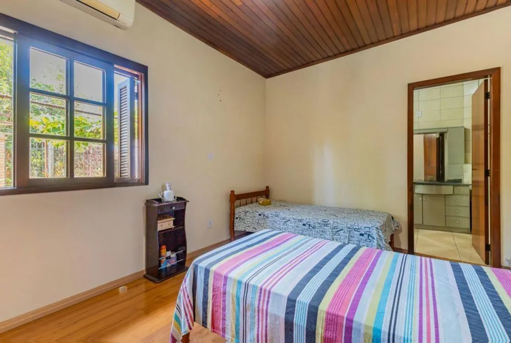Casa, 3 quartos, 1639 m² - Foto 4