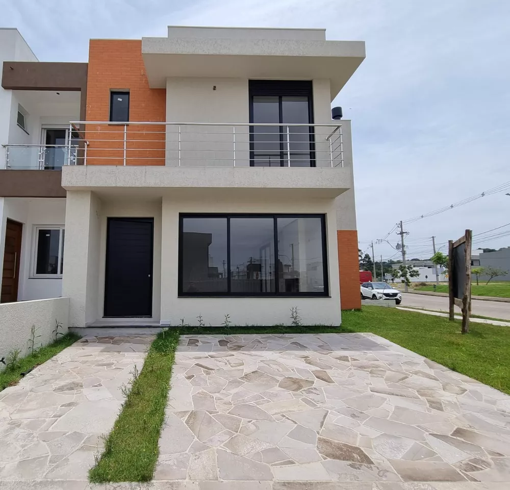 Casa à venda com 3 quartos, 144m² - Foto 1