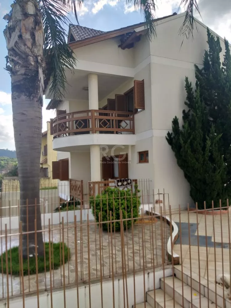 Casa de Condomínio à venda com 2 quartos, 238m² - Foto 2