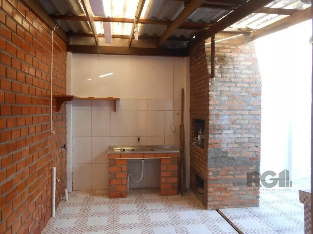 Casa à venda com 3 quartos, 182m² - Foto 4