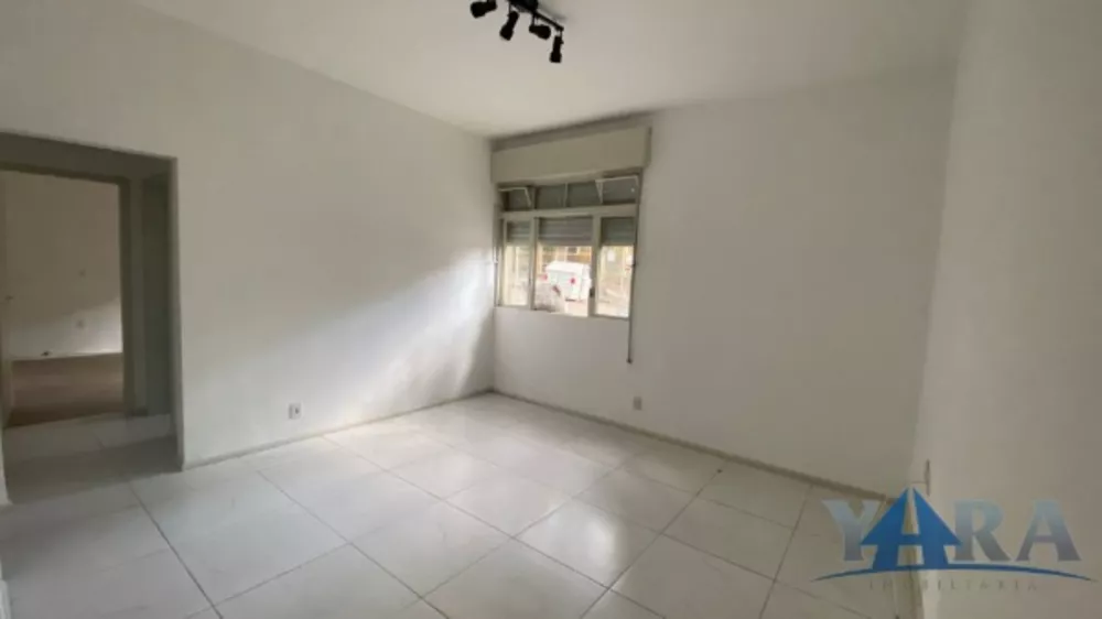 Apartamento à venda com 2 quartos, 74m² - Foto 2