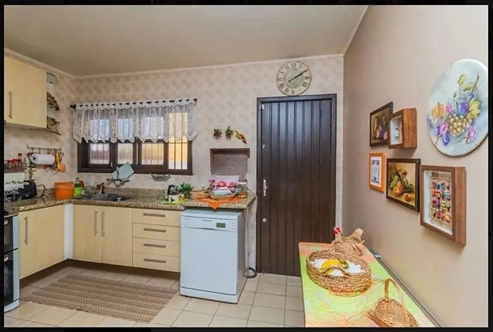 Casa, 3 quartos, 281 m² - Foto 4