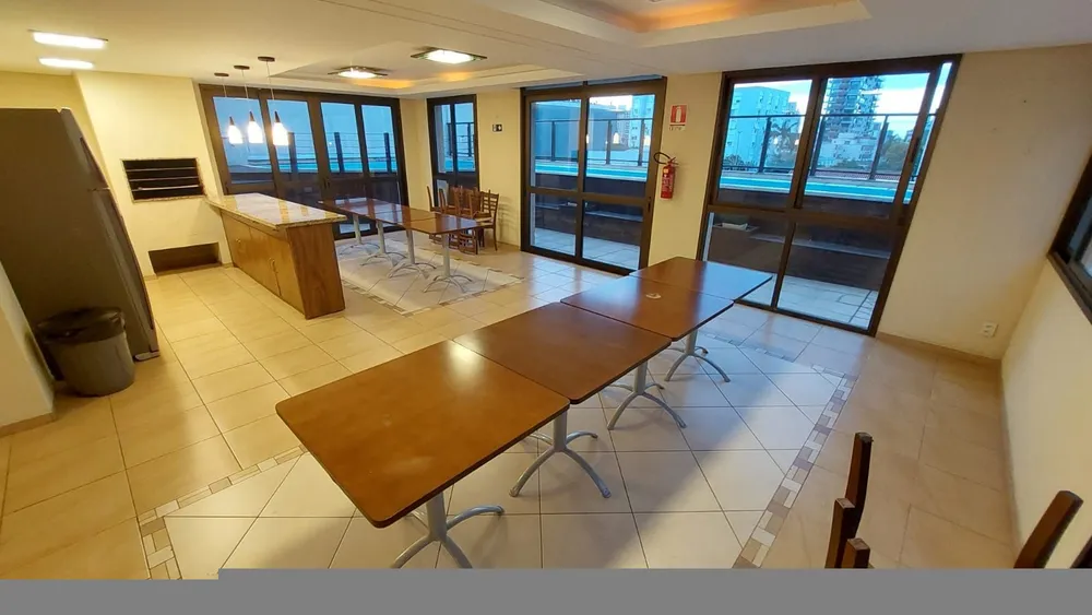 Apartamento, 3 quartos, 146 m² - Foto 2