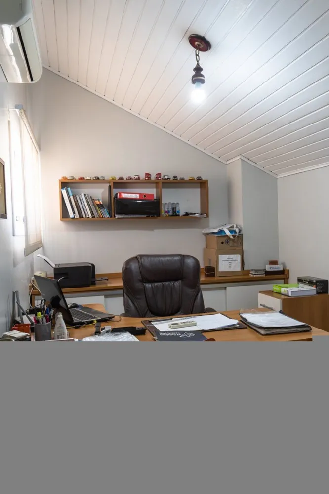 Casa, 4 quartos, 209 m² - Foto 1