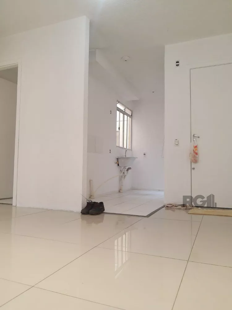 Apartamento à venda com 2 quartos, 39m² - Foto 2