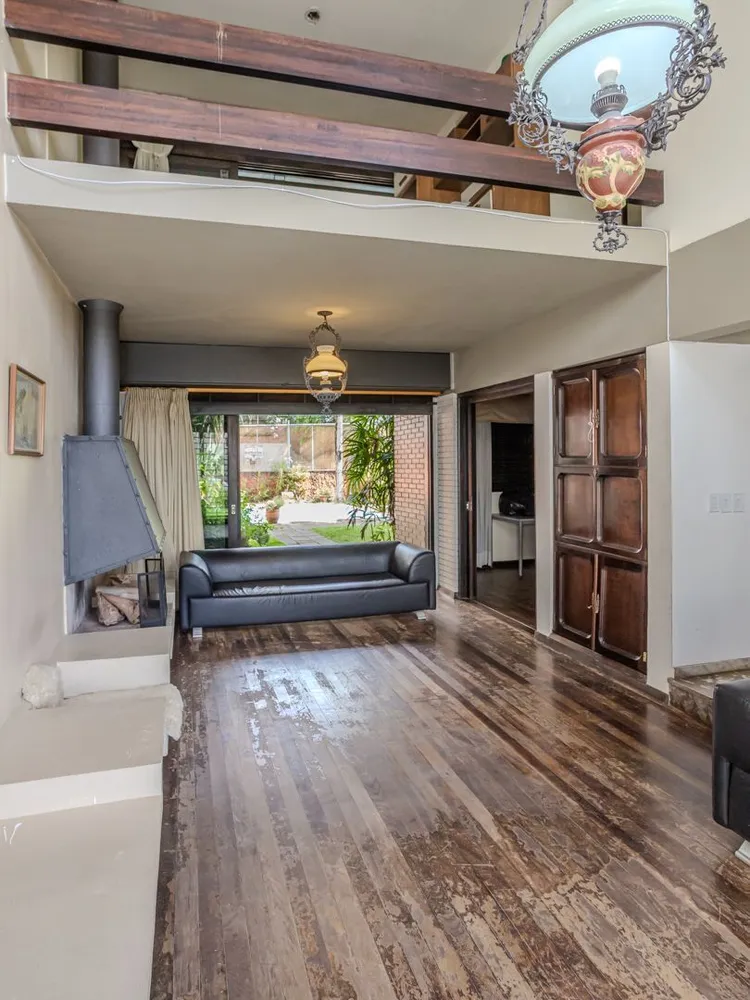 Casa, 3 quartos, 249 m² - Foto 1