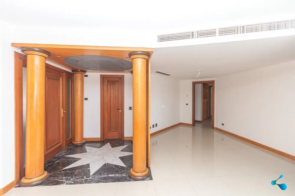 Casa, 7 quartos, 599 m² - Foto 4