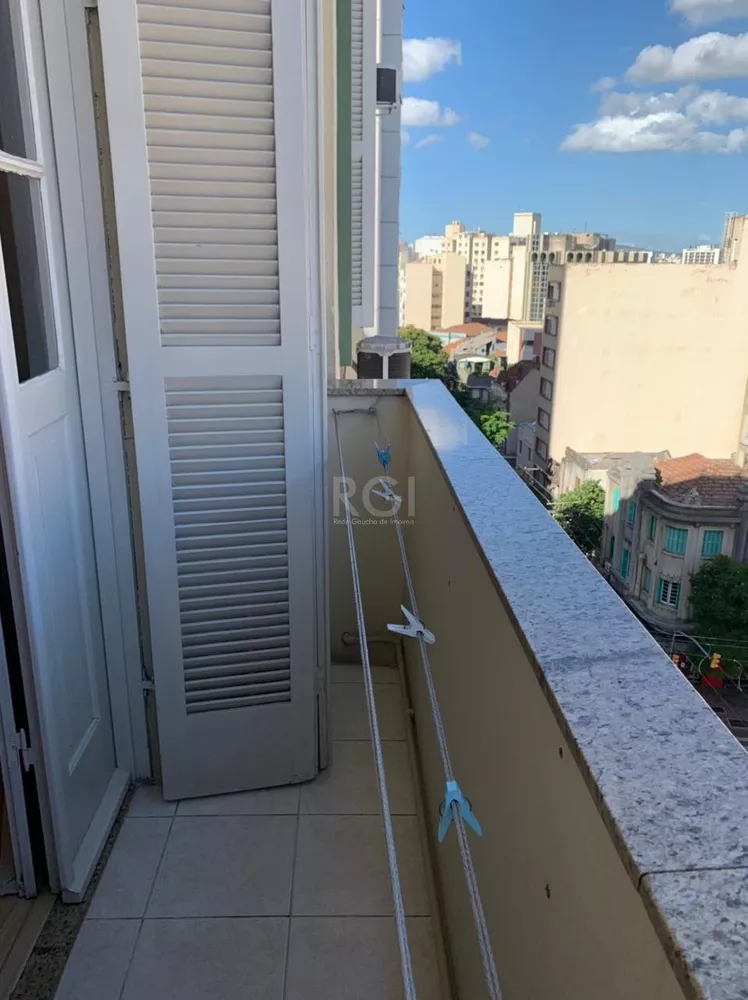 Apartamento à venda com 3 quartos, 106m² - Foto 13