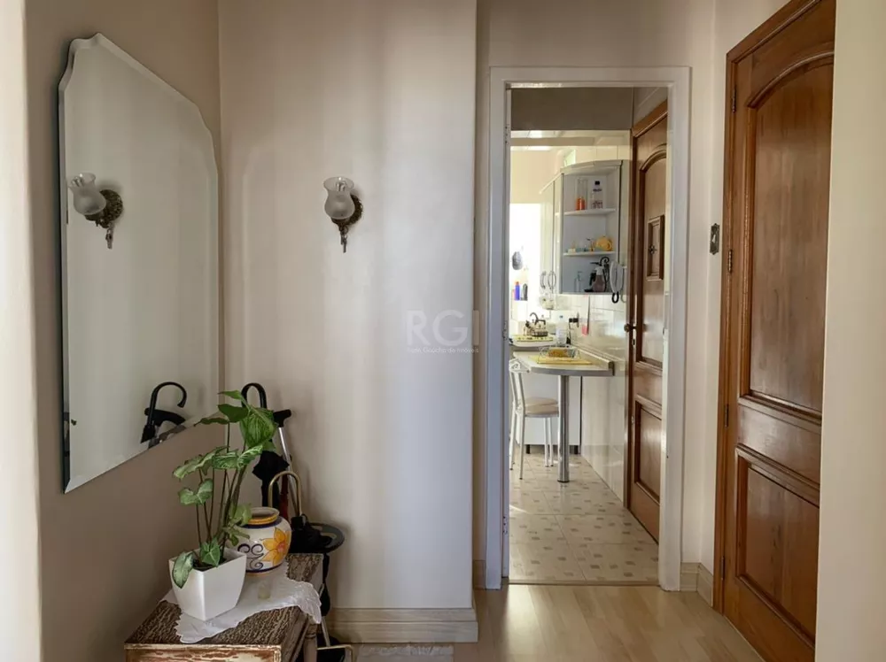 Apartamento à venda com 3 quartos, 106m² - Foto 2