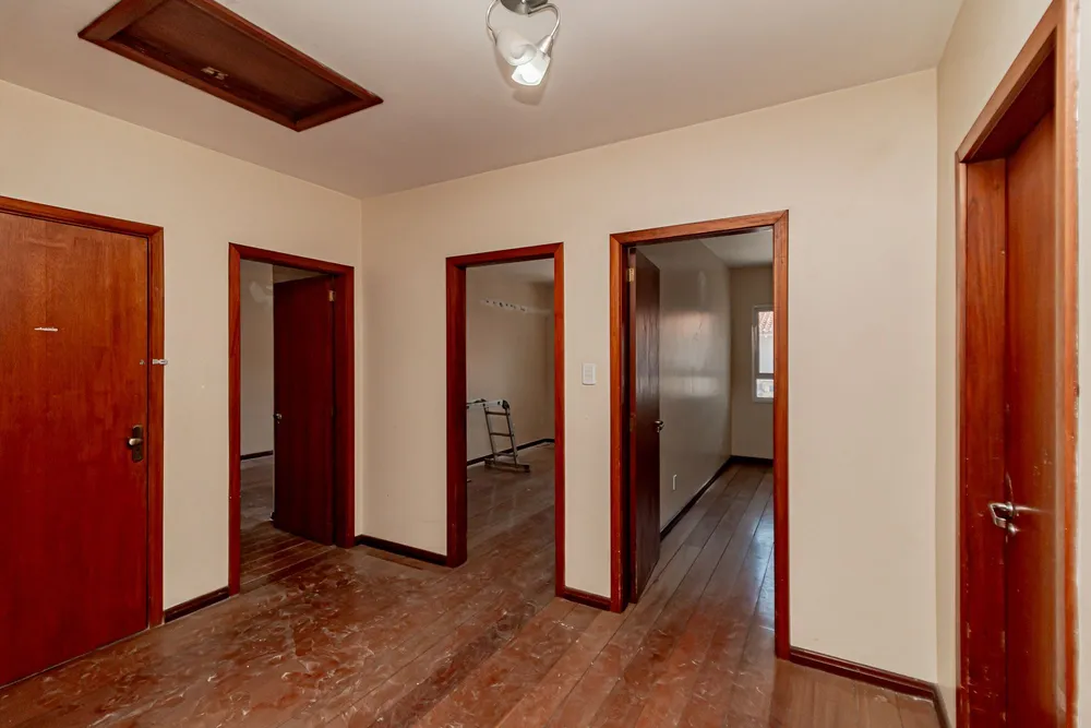 Casa, 5 quartos, 440 m² - Foto 2