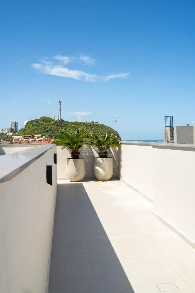 Casa, 3 quartos, 193 m² - Foto 2