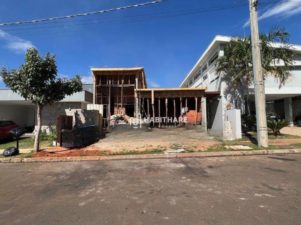 Casa de Condomínio à venda com 3 quartos, 156m² - Foto 1